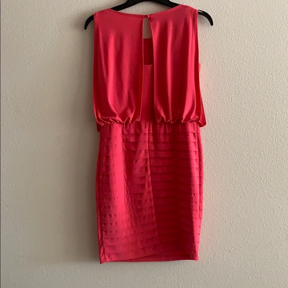 Dress - Picture 4 of 5